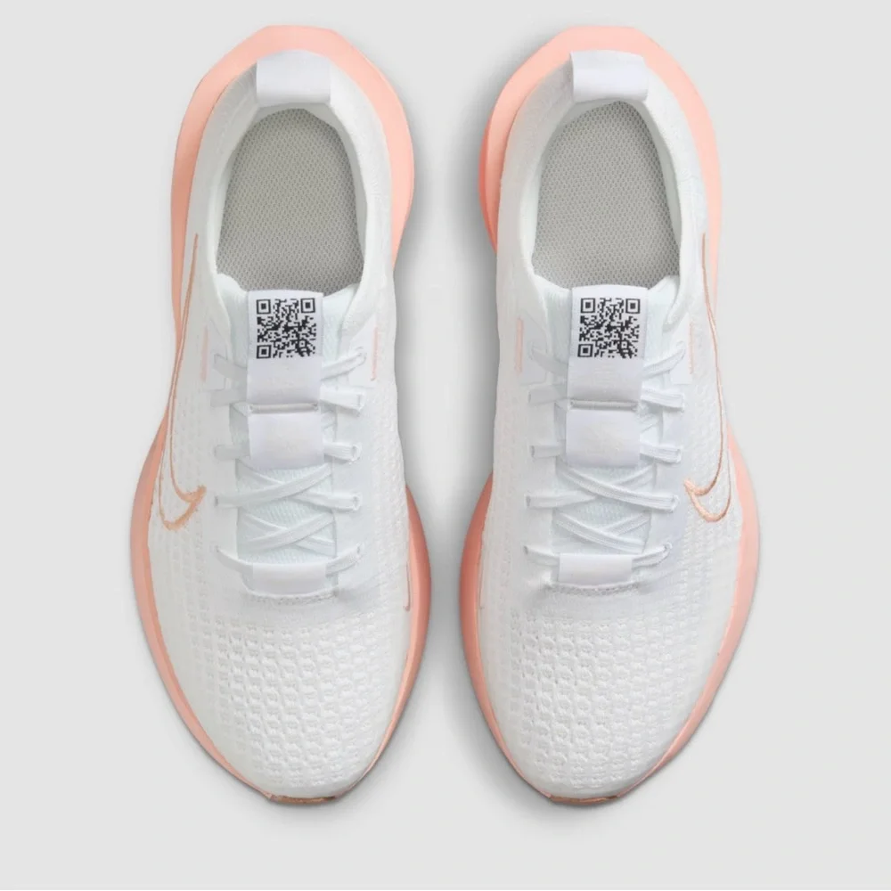 Nike Women's Interact Run Shoes - Picture 5 of 13
